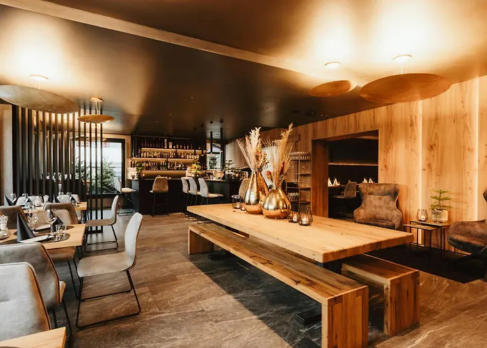 Almmonte Praeclarum Suites Design Hotel